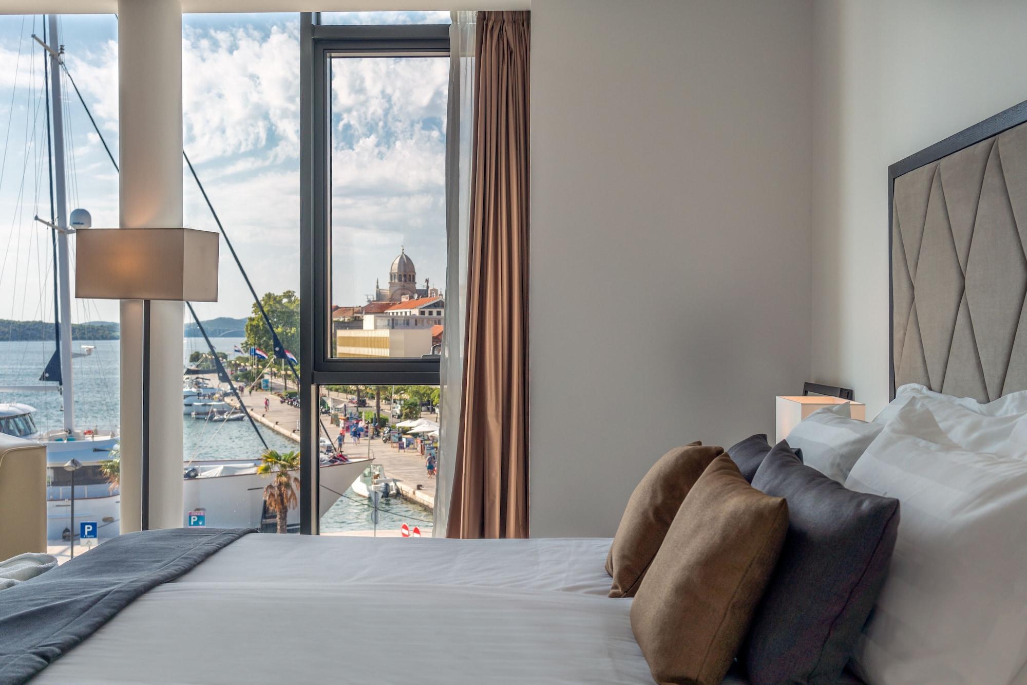 Bellevue Superior City Hotel Sibenik Luaran gambar